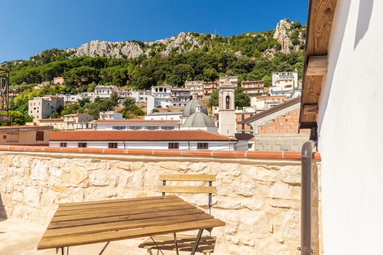 Bed And Terrace Caterina Hotel Baunei Exterior photo